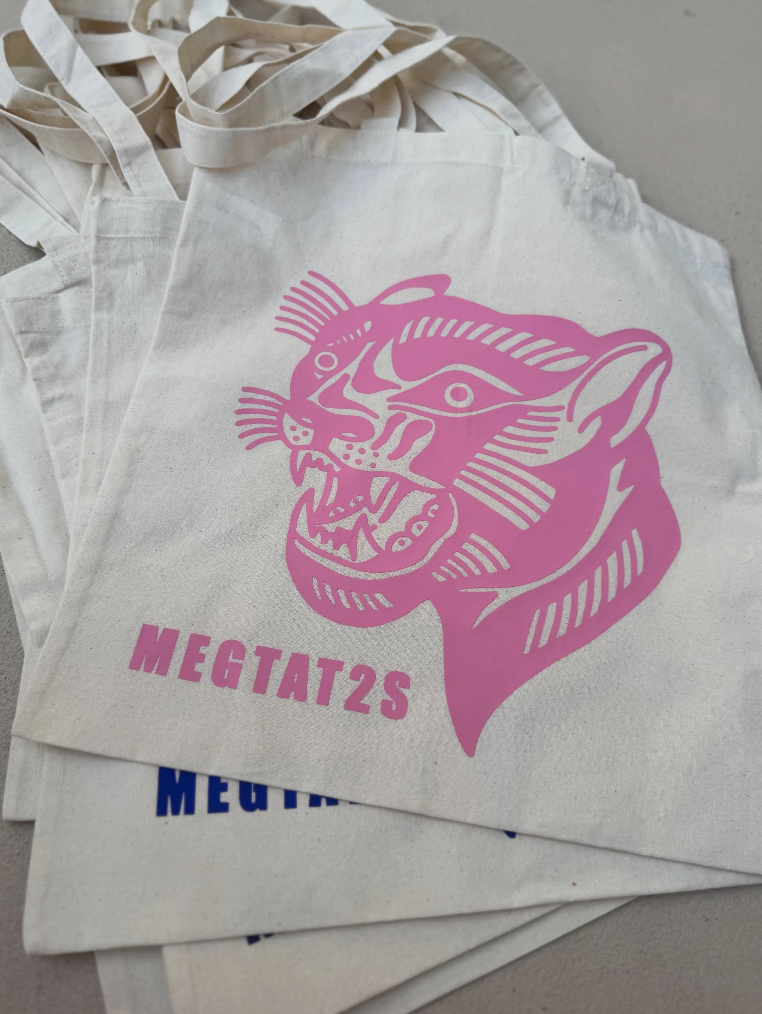 🩷$25🩷 TEXT ME FOR A TOTE 🩷 314-930-6288 🩷