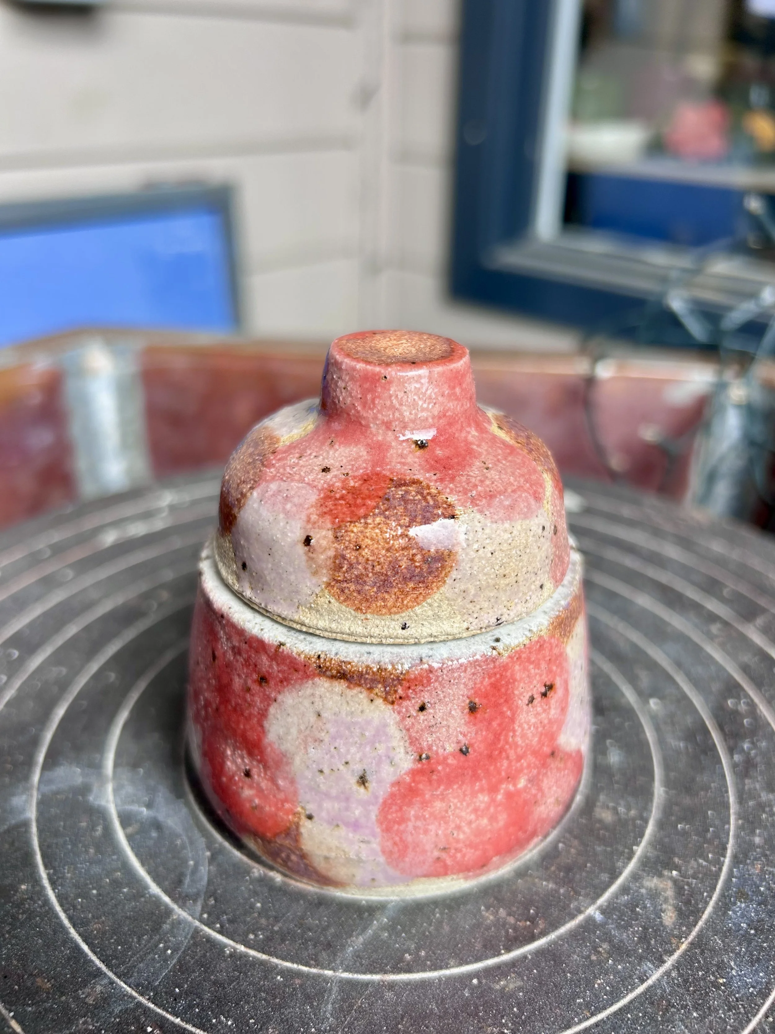 Mini mottled lidded pot