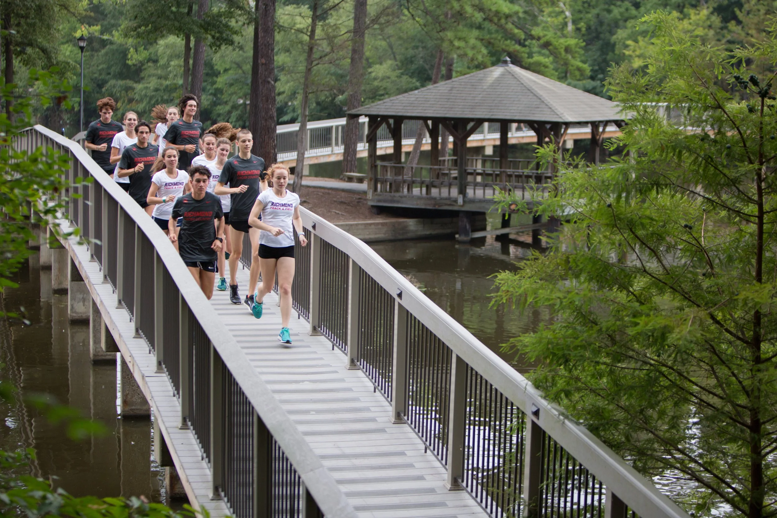 cross-country-runners-lake-58-edit.jpg