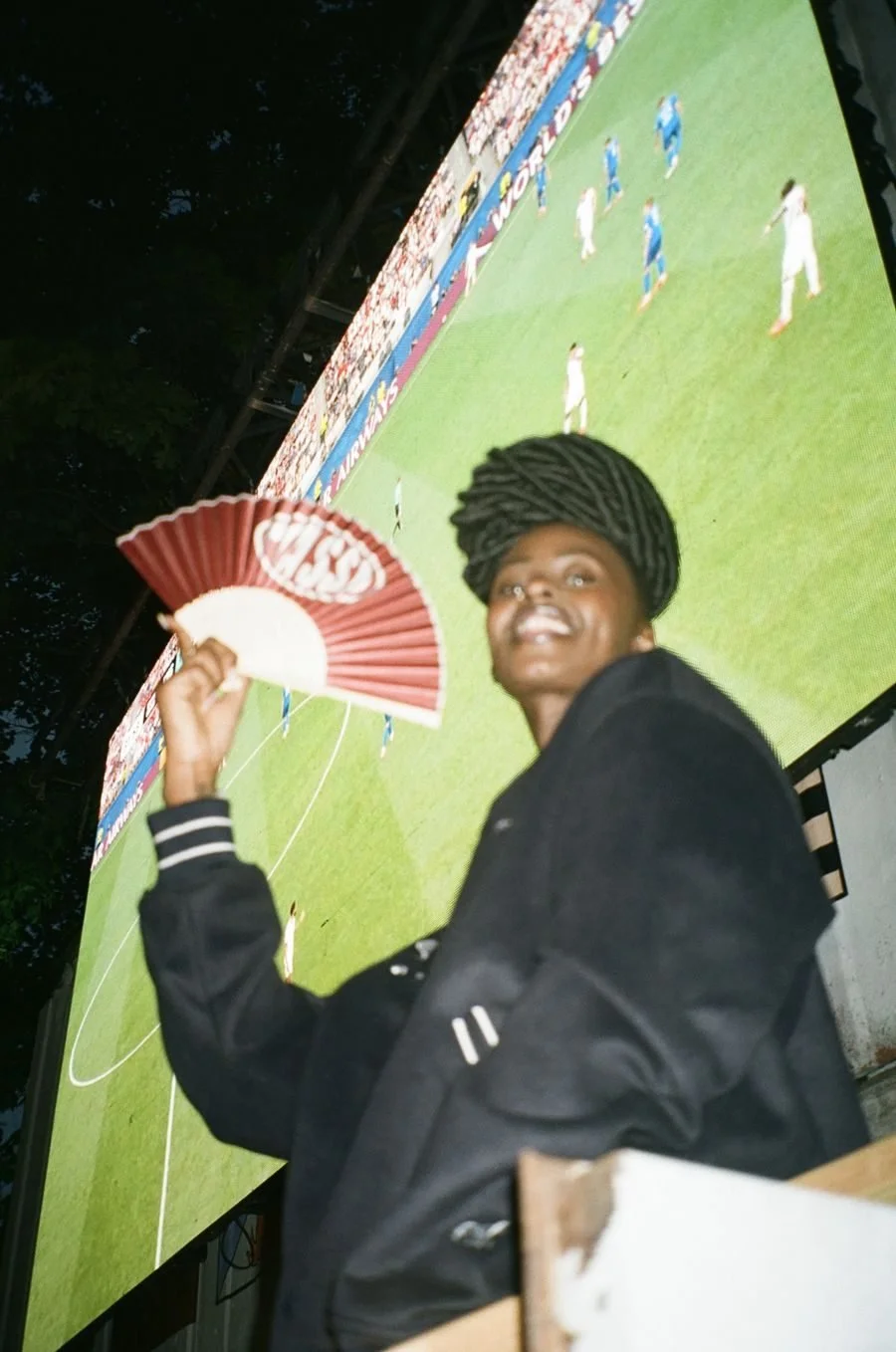 v08_27.jpg