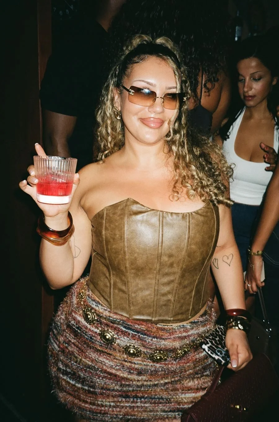 v09_52.jpg