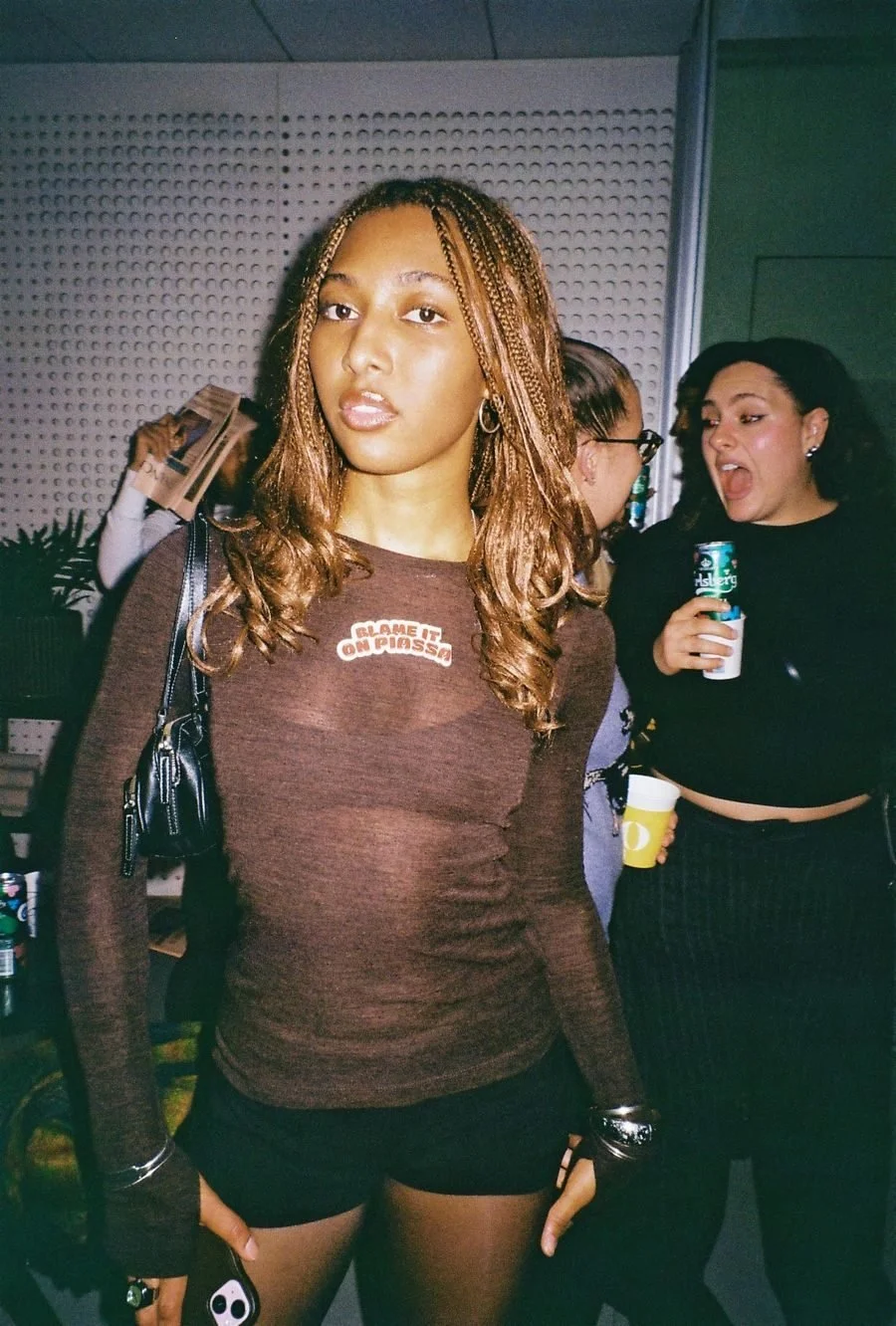v06_09.jpg