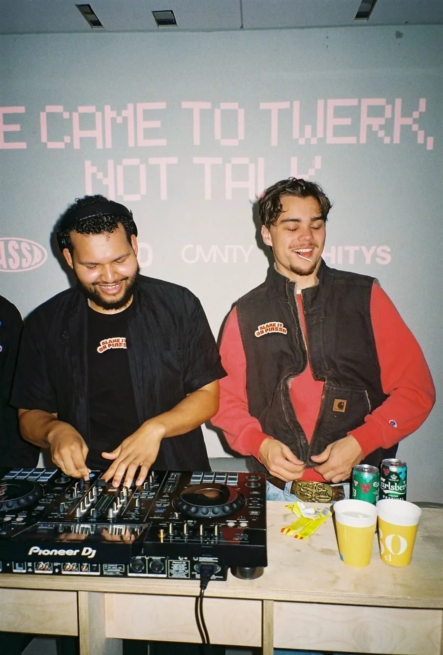 v06_61.jpg