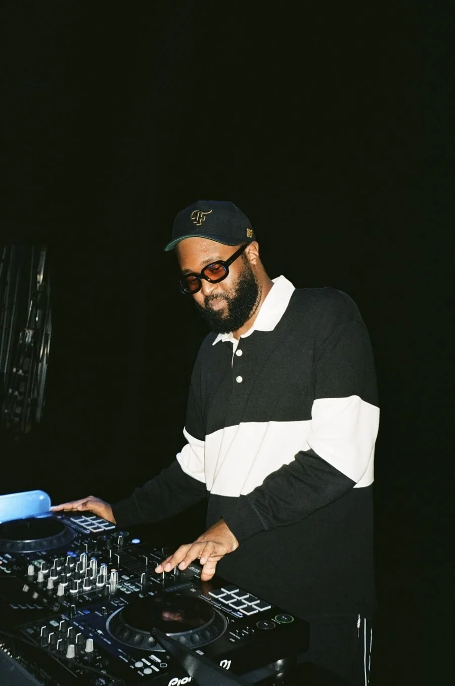 v11_55.jpg