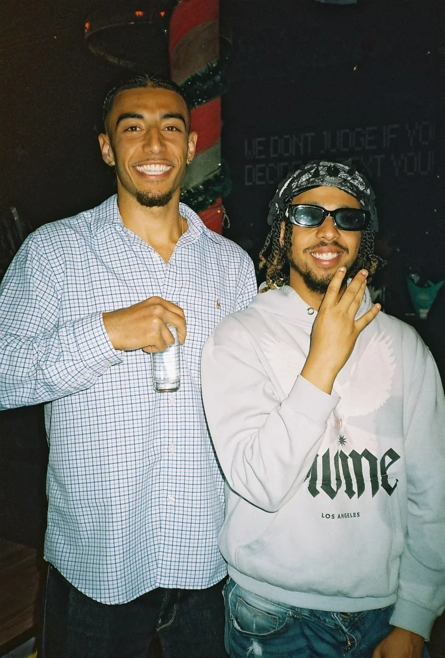 v07_40.jpg