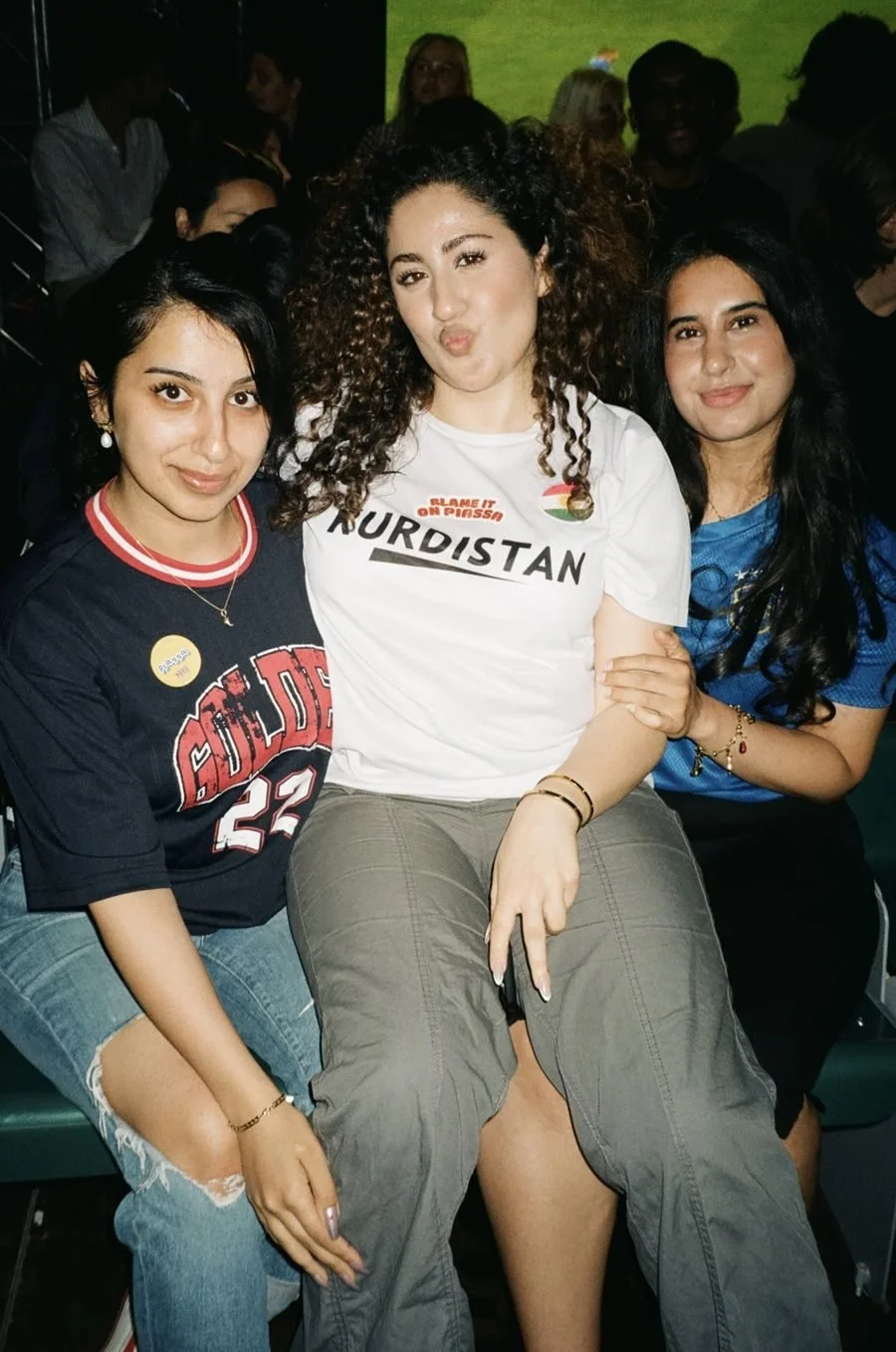 v08_37.jpg