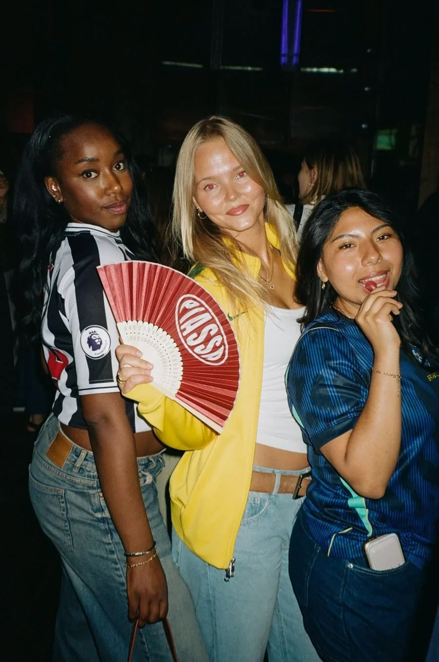 v08_32.jpg