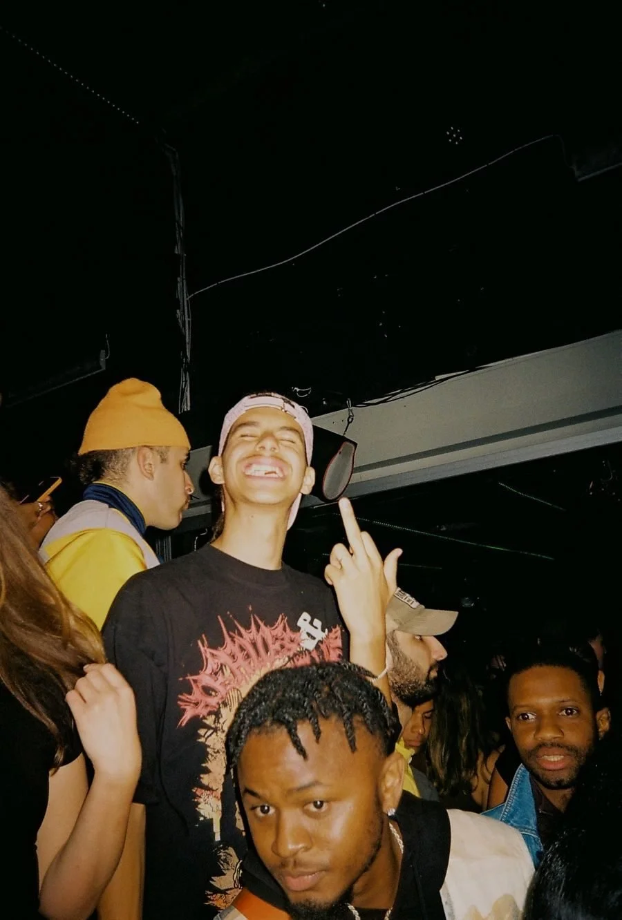 v02_04.jpg
