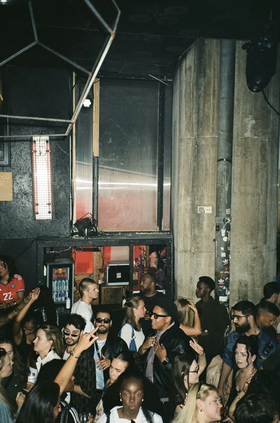 v08_08.jpg