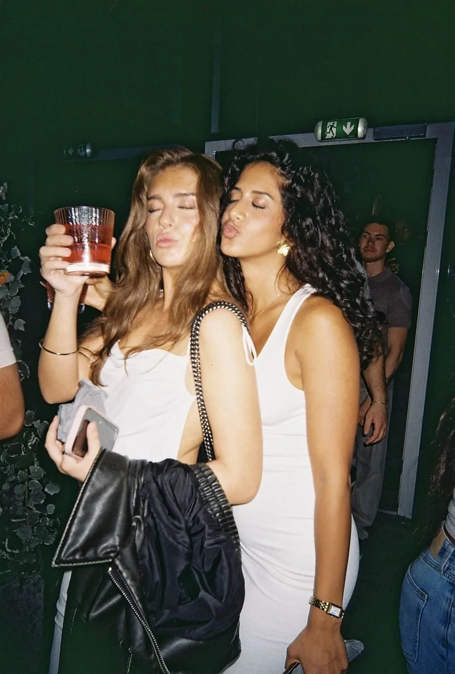 v03_22.jpg