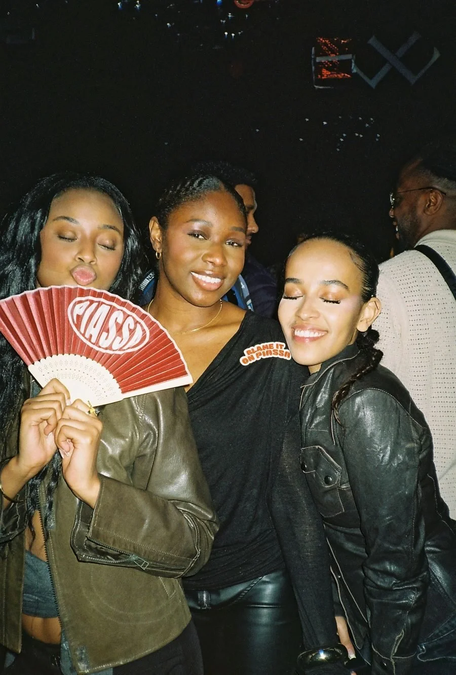 v07_02.jpg