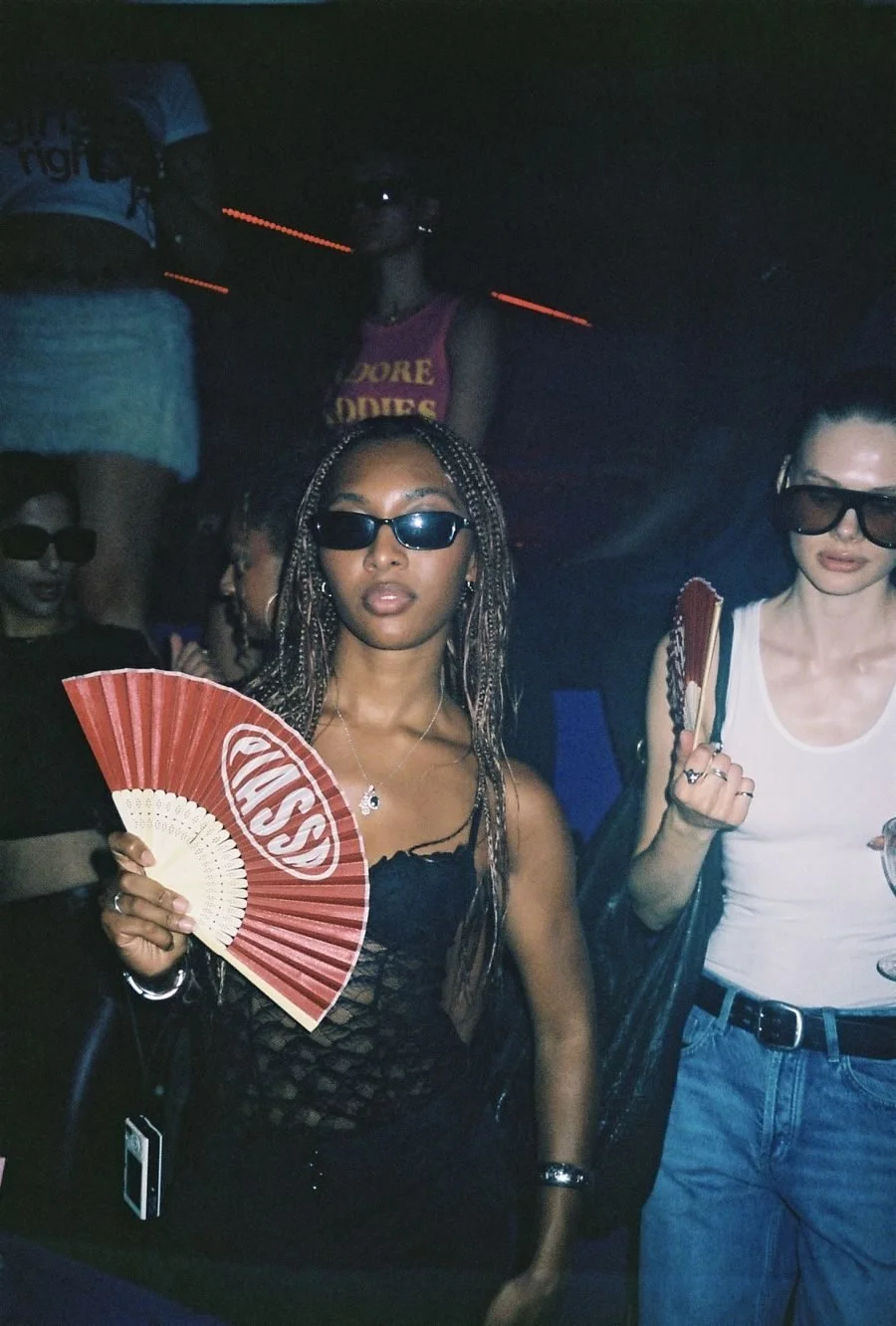 v05_06.jpg