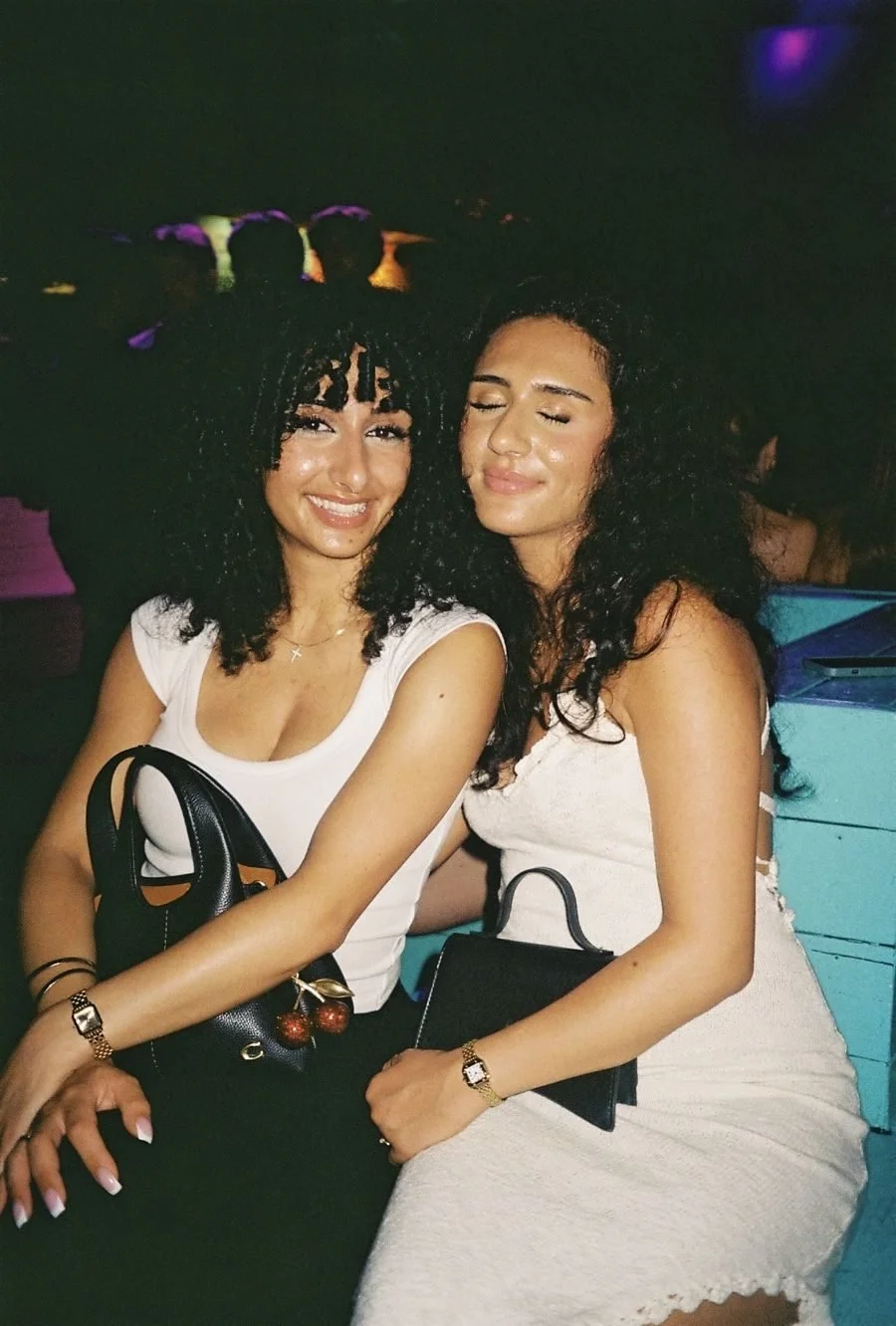 v04_44.jpg