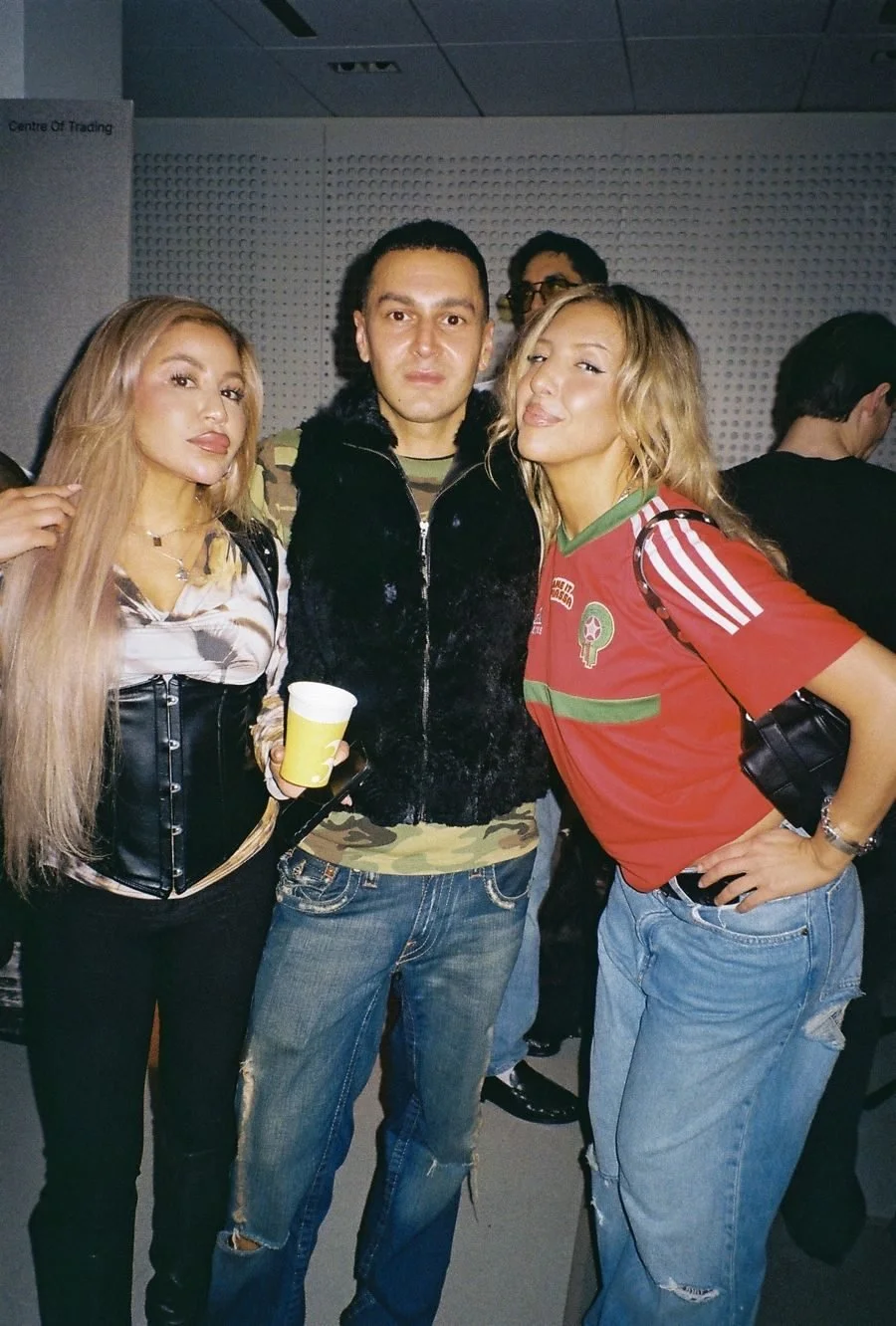 v06_47.jpg