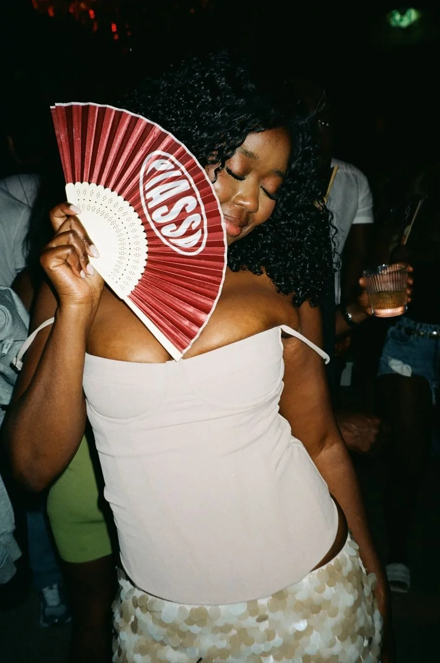 v09_42.jpg