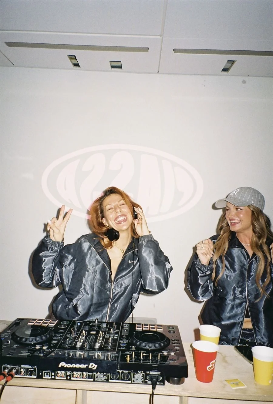 v06_42.jpg