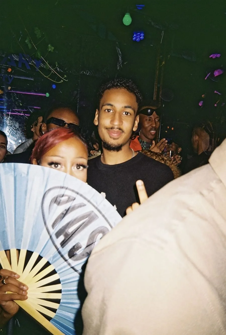 v03_16.jpg