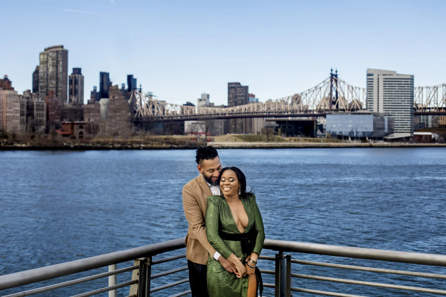 Gantry Plaza State Park Engagement Session  (Copy)