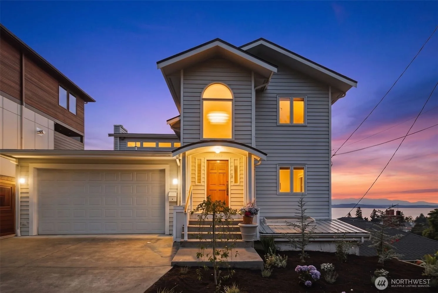 7329 44th Avenue Southwest Seattle, WA 98136