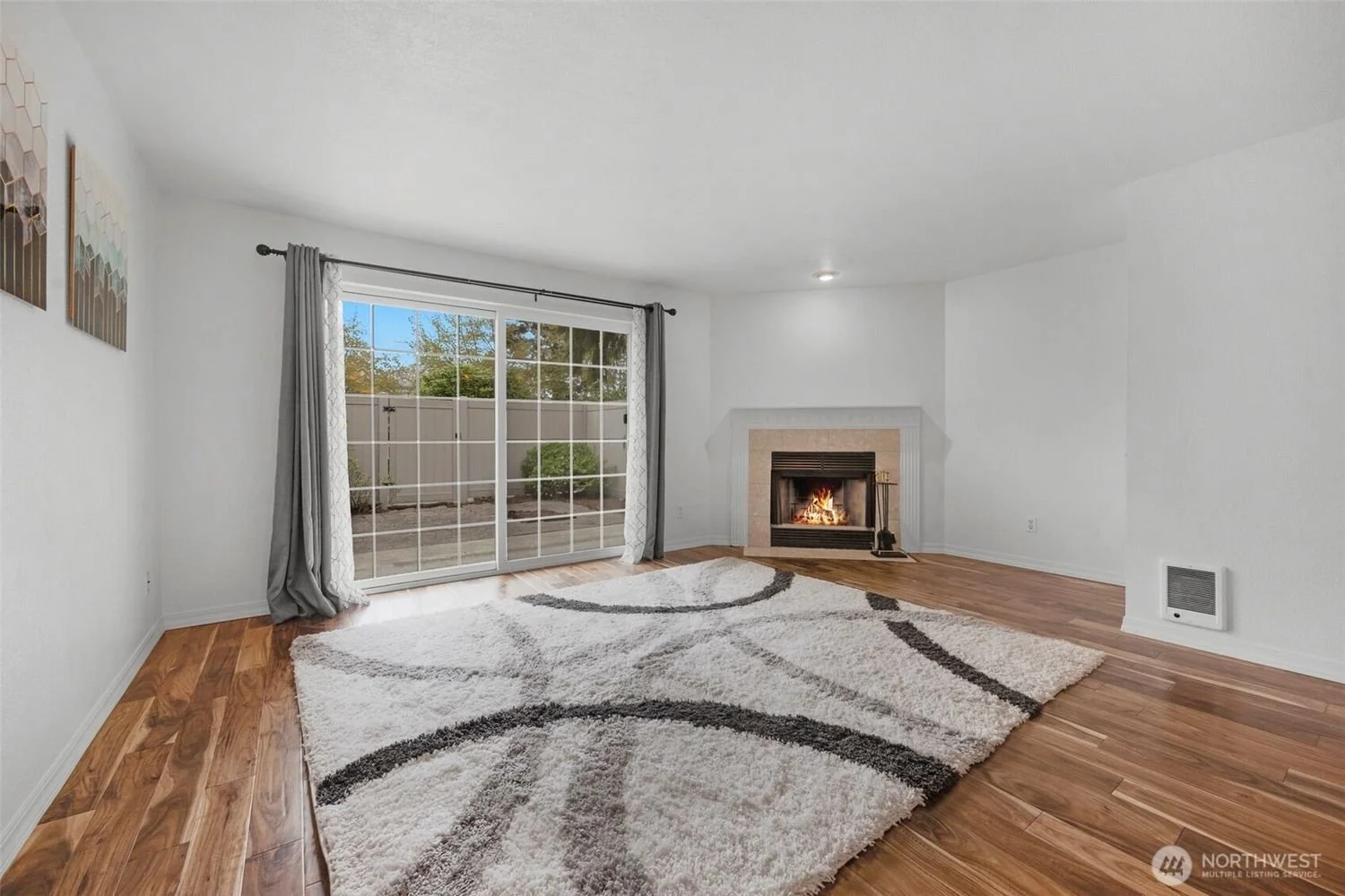 1500x1000 (8).jpg