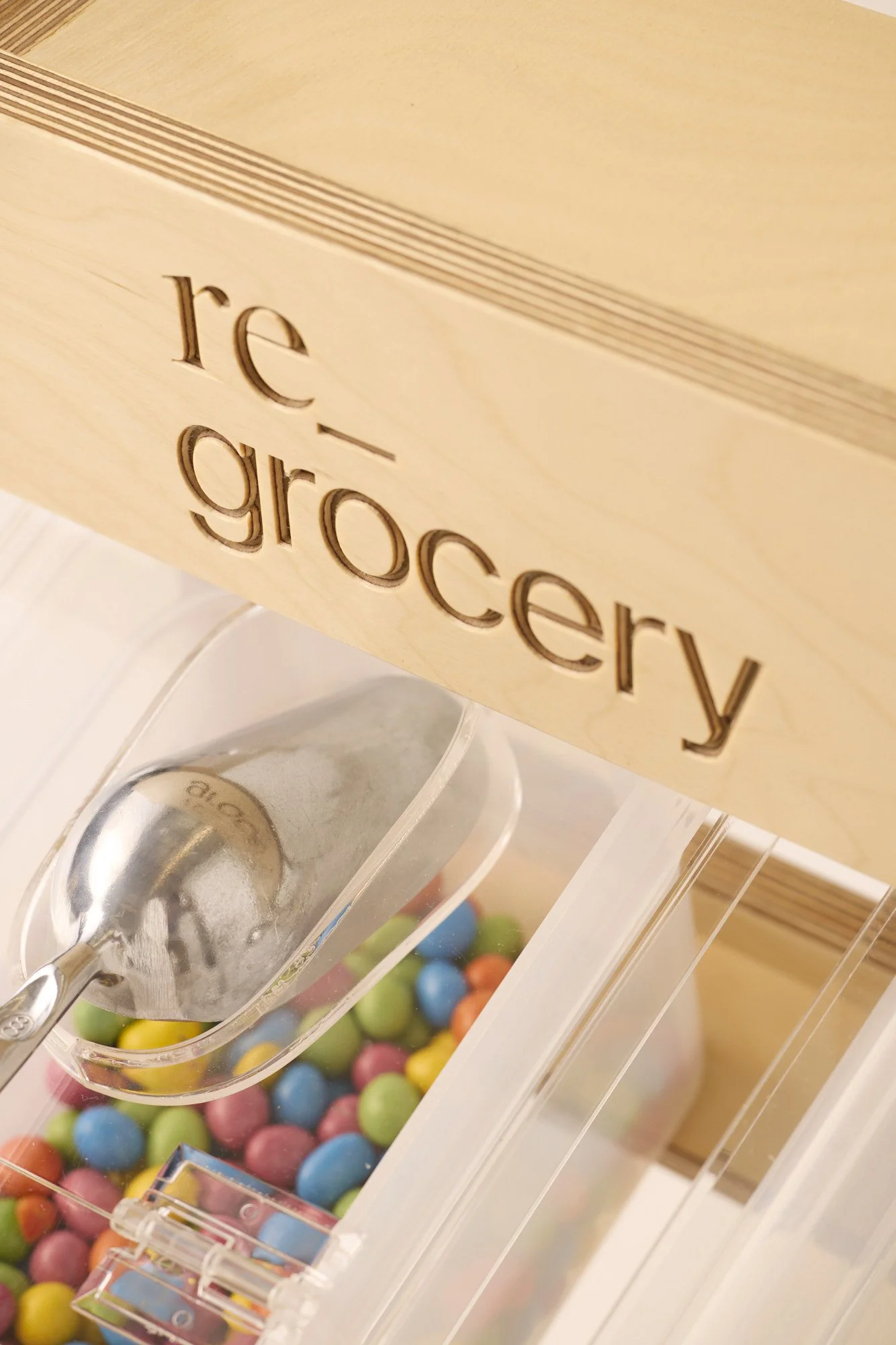 RE_GROCERY0379.jpg