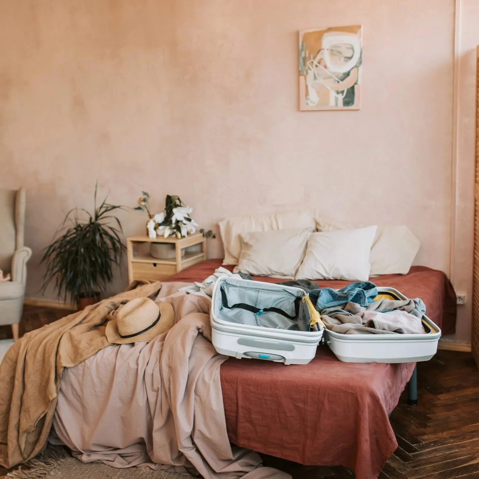 How to Protect a Home from Bed Bugs After Traveling