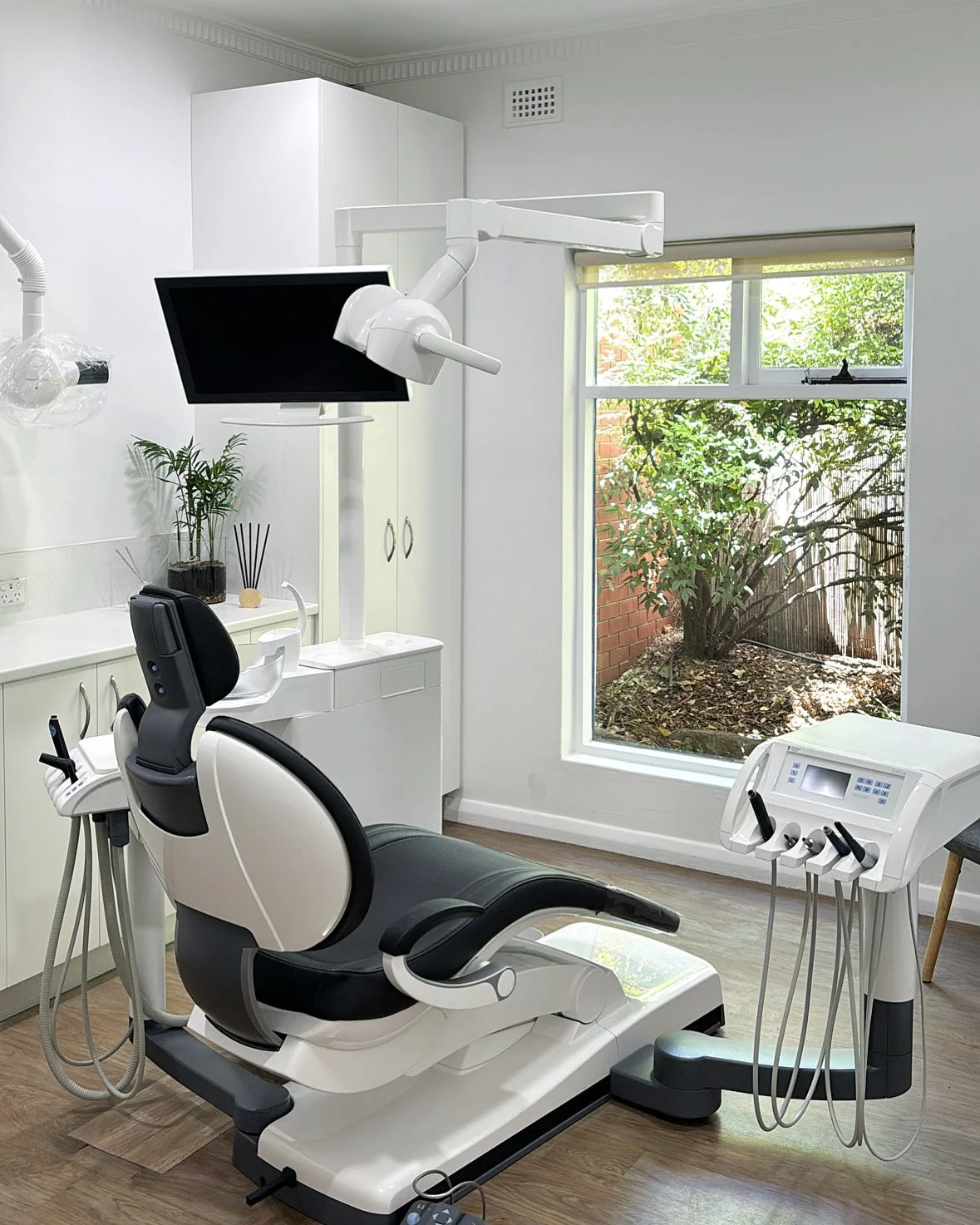 Image of dentist chair in Prospect