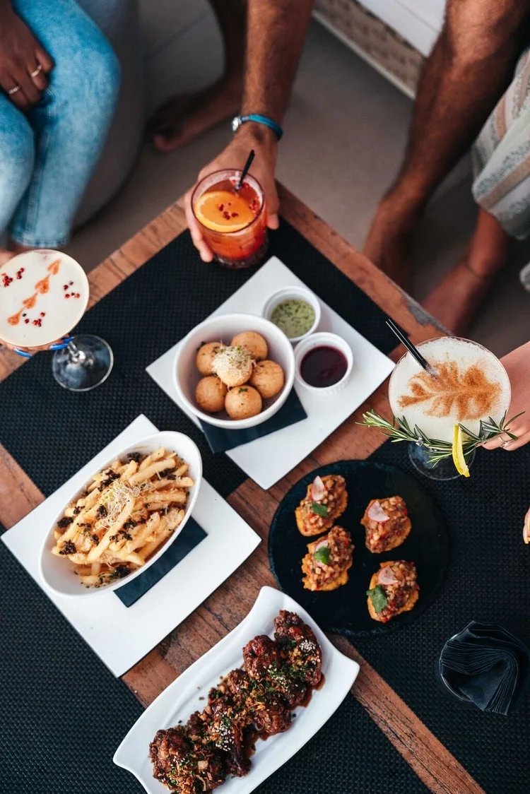 Cascada Rooftop Bar + Kitchen