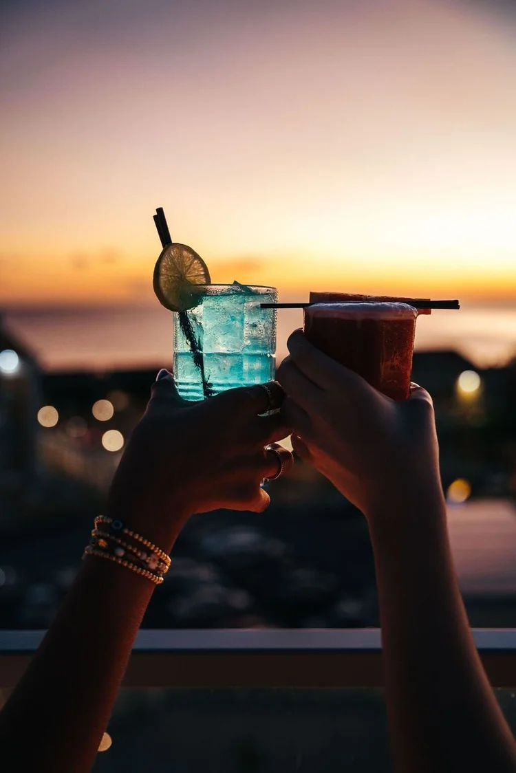 Cascada Rooftop Bar + Kitchen