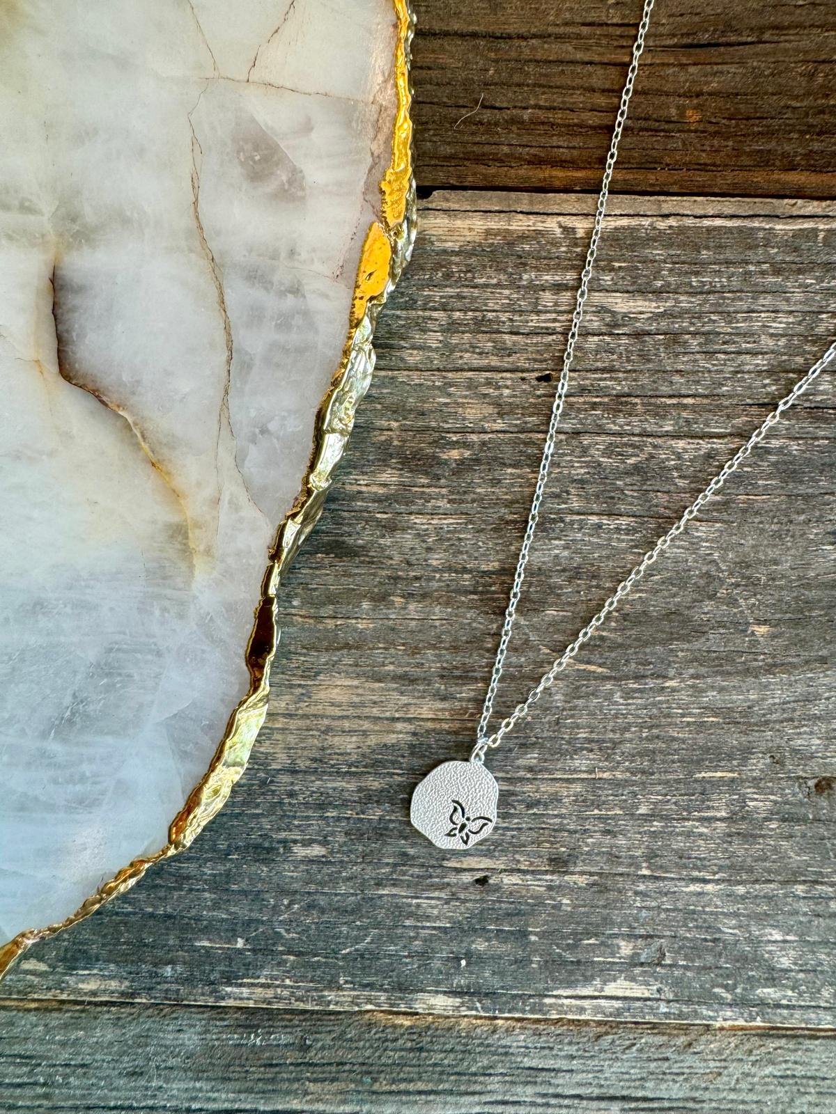 Silver Flower Pendant Necklace
