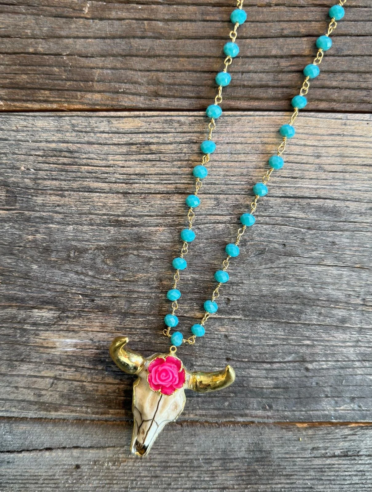Turquoise Bead Skull Necklace with Pink Heart