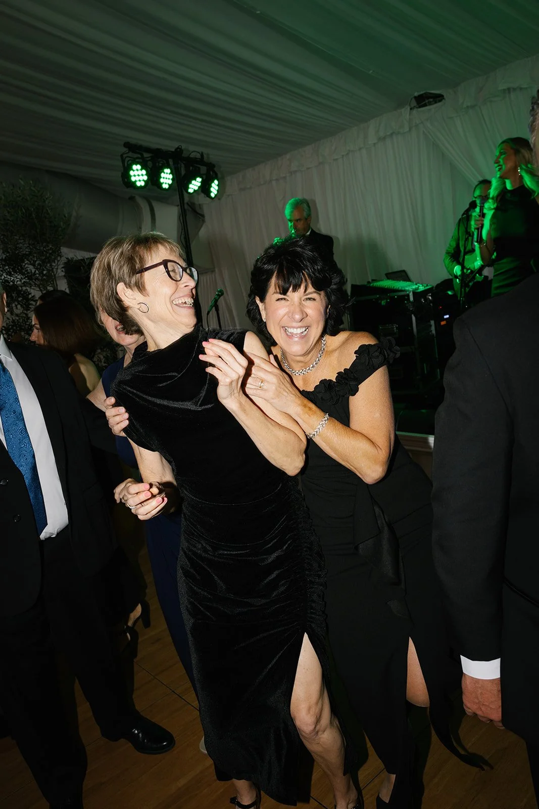 meadow-brook-hall-detroit-wedding-photographer-reception5.jpg