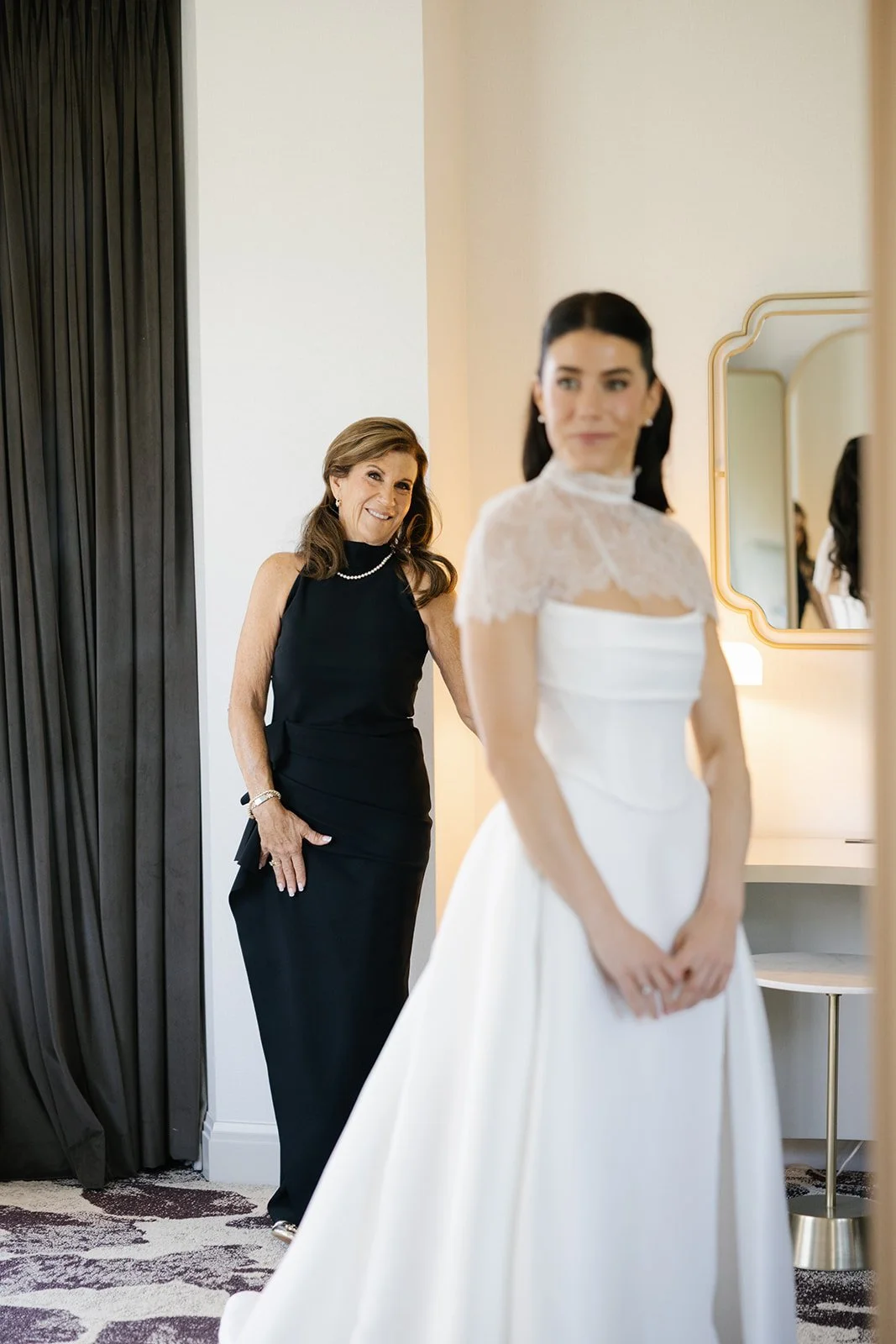 meadow-brook-hall-bride-portrait2.jpg
