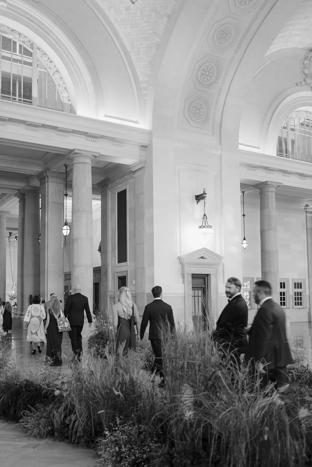 michigan-central-detroit-wedding-photographer-cocktail-hour3.jpg