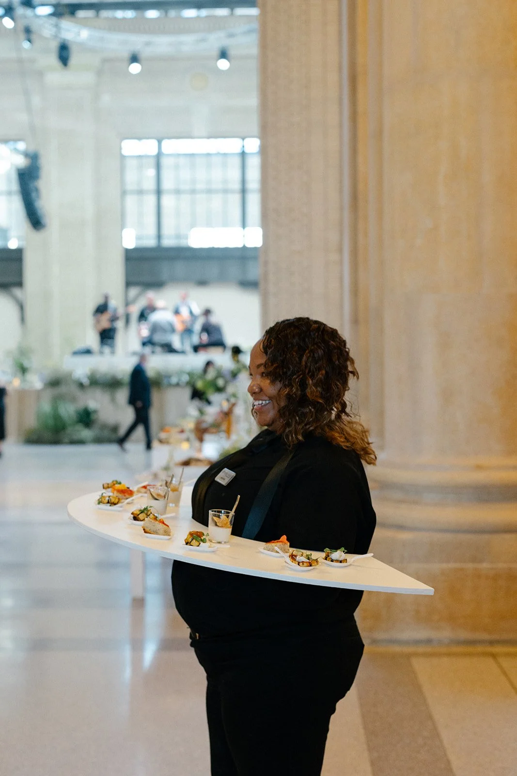 michigan-central-detroit-wedding-photographer-cocktail-hour14.jpg