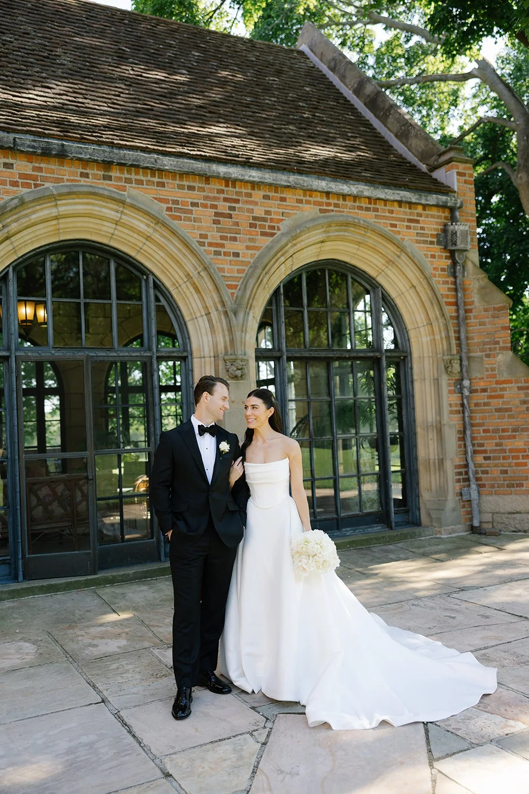 meadow-brook-hall-couple-portrait24.jpg