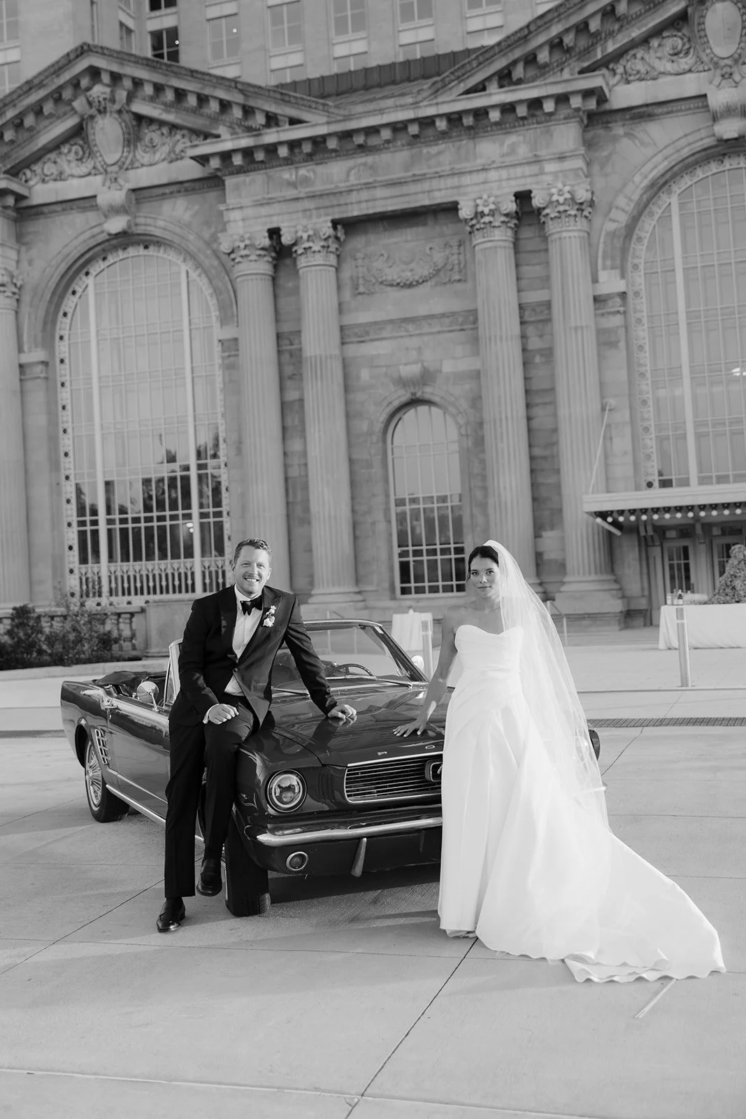 michigan-central-detroit-wedding-photographer-couple-portrait6.jpg