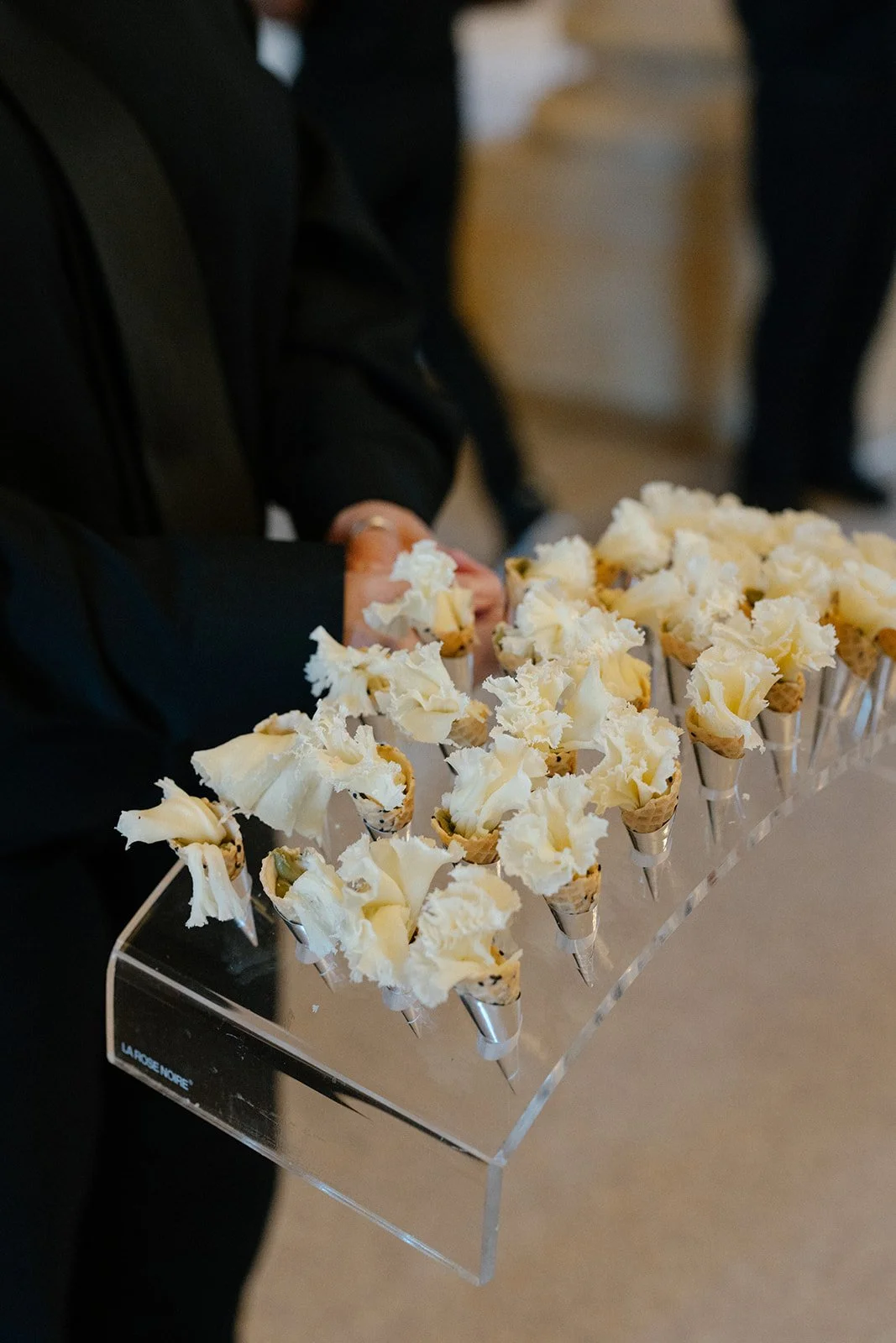 michigan-central-detroit-wedding-photographer-cocktail-hour13.jpg