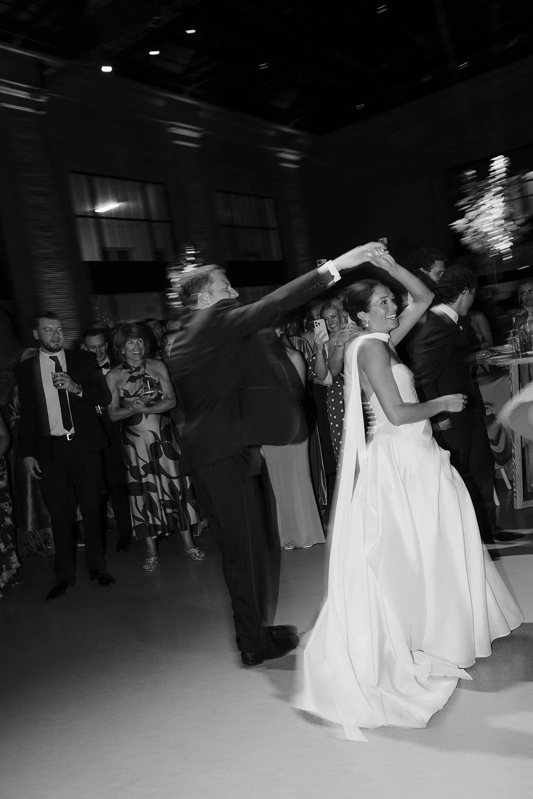 michigan-central-detroit-wedding-photographer-cocktail-hour24.jpg