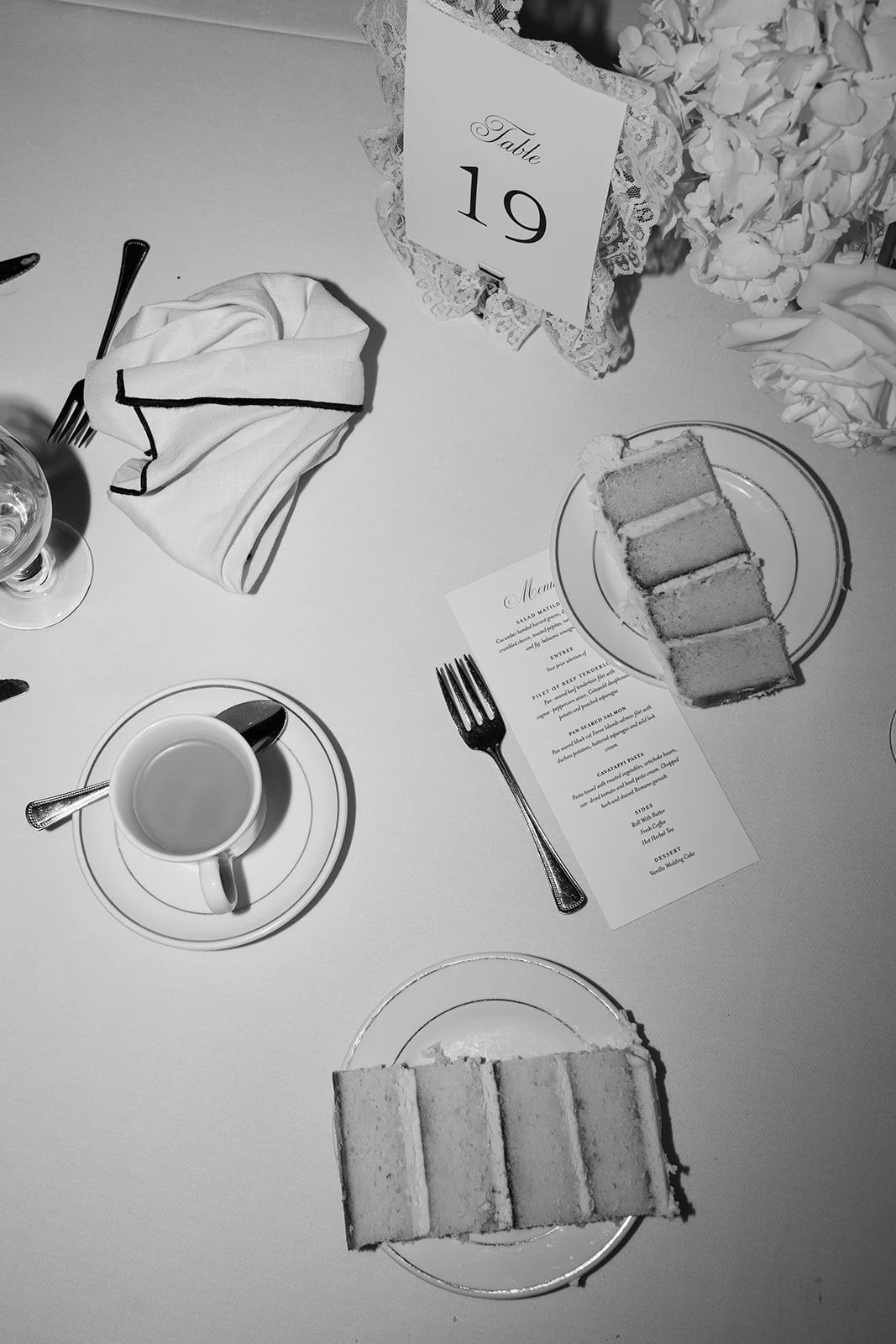 meadow-brook-hall-detroit-wedding-photographer-reception7.jpg