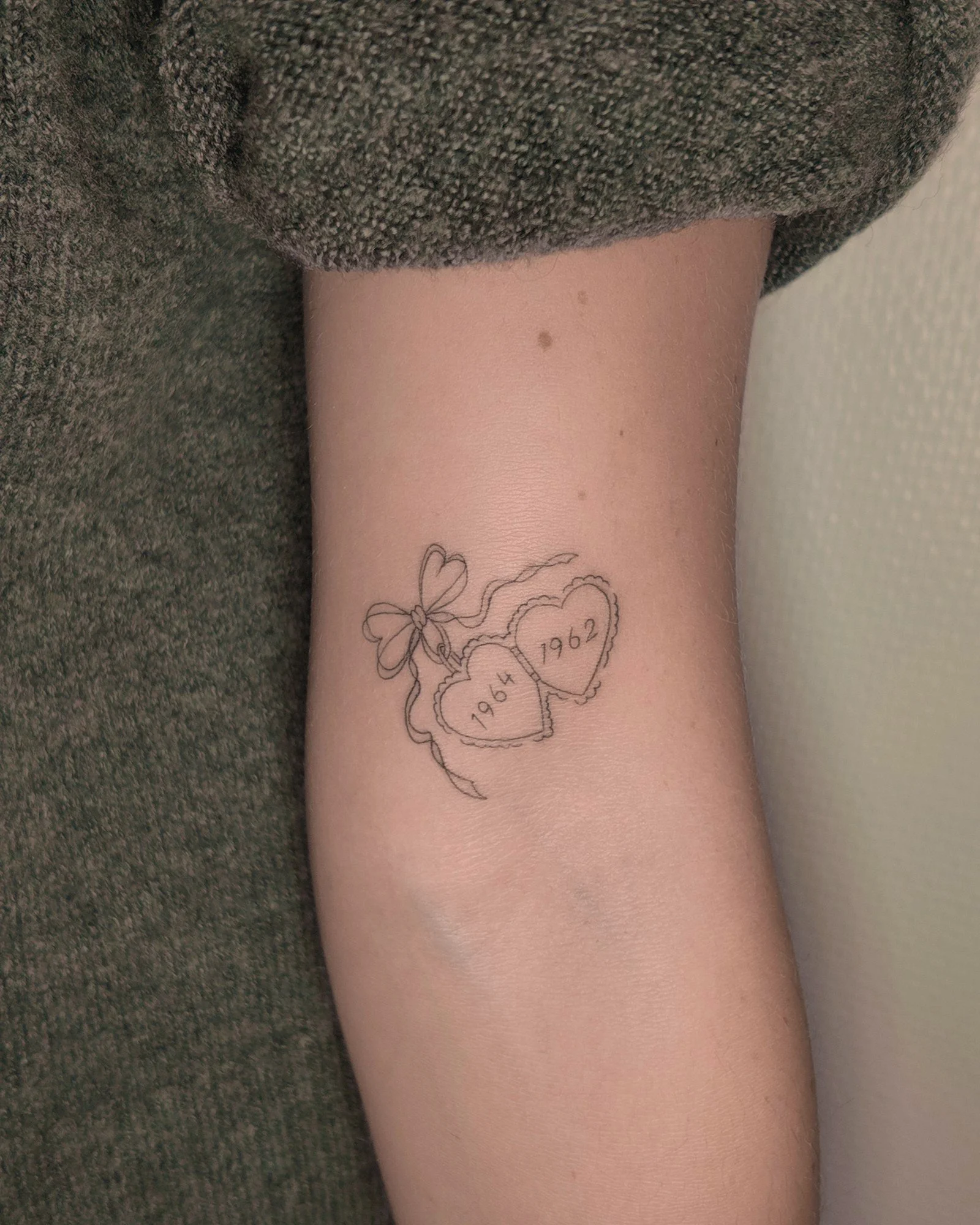 tatouage-fine-line-lyon-finime-43.jpg