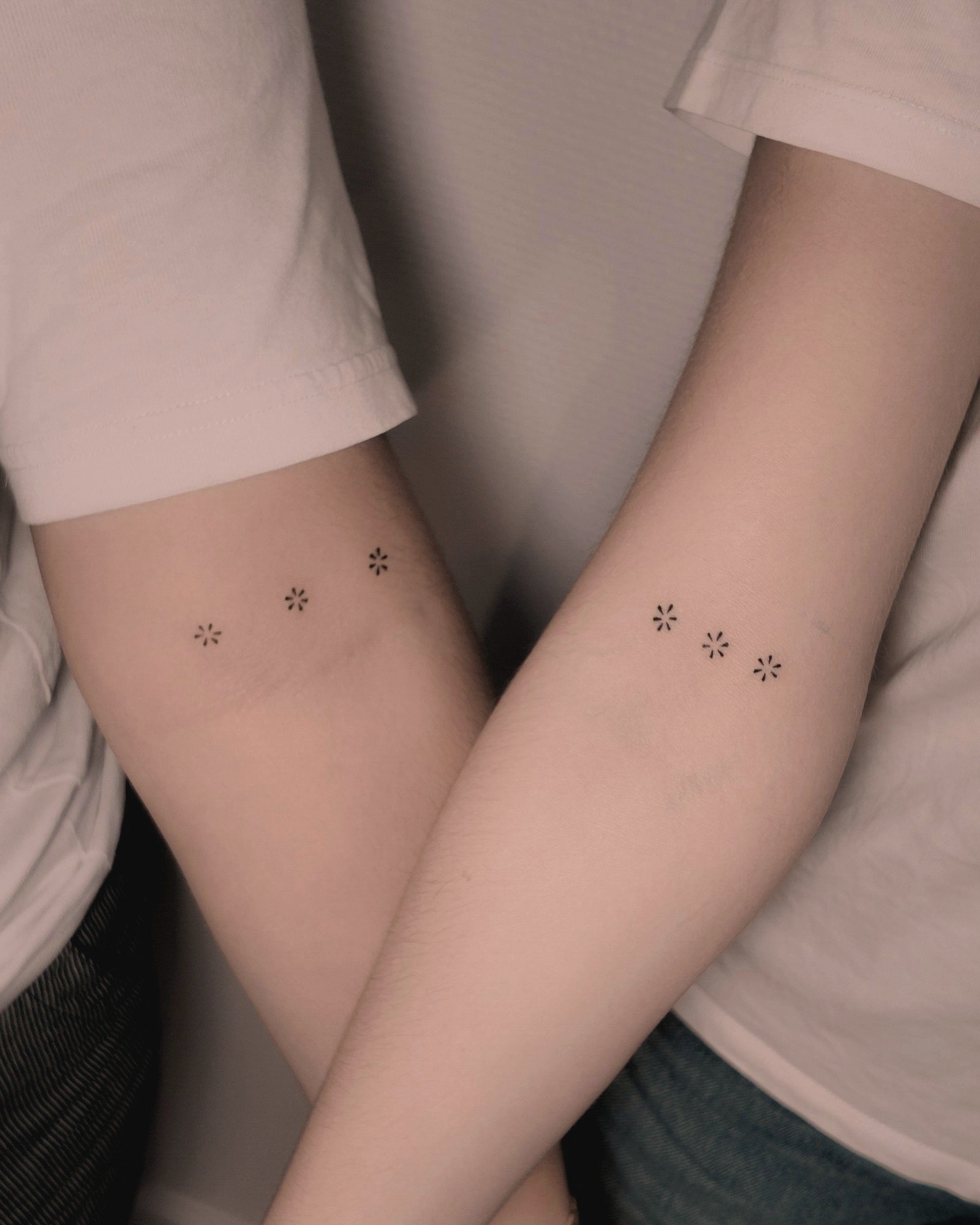 tatouage-fine-line-lyon-finime-73.jpg