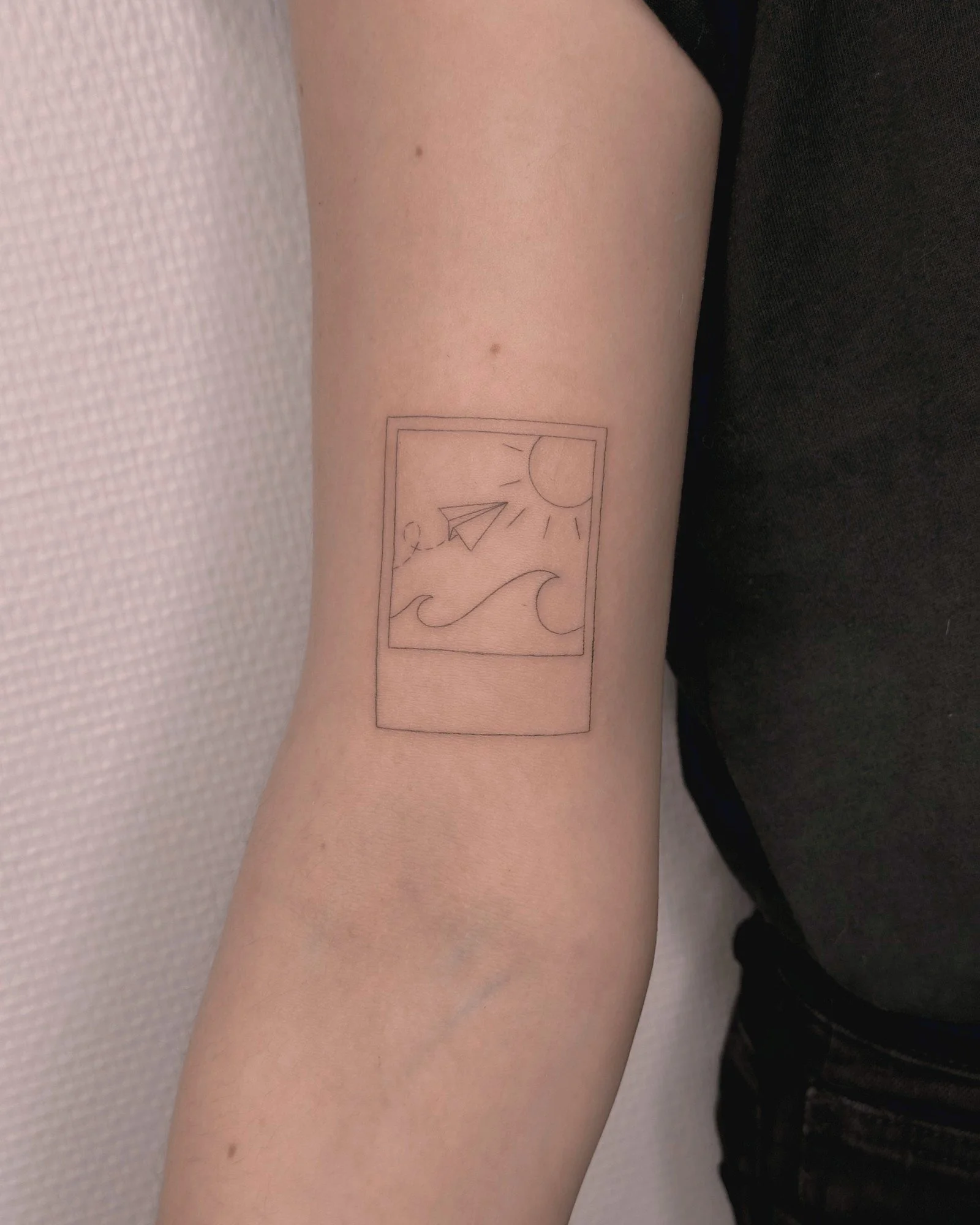 tatouage-fine-line-lyon-finime-39.jpg