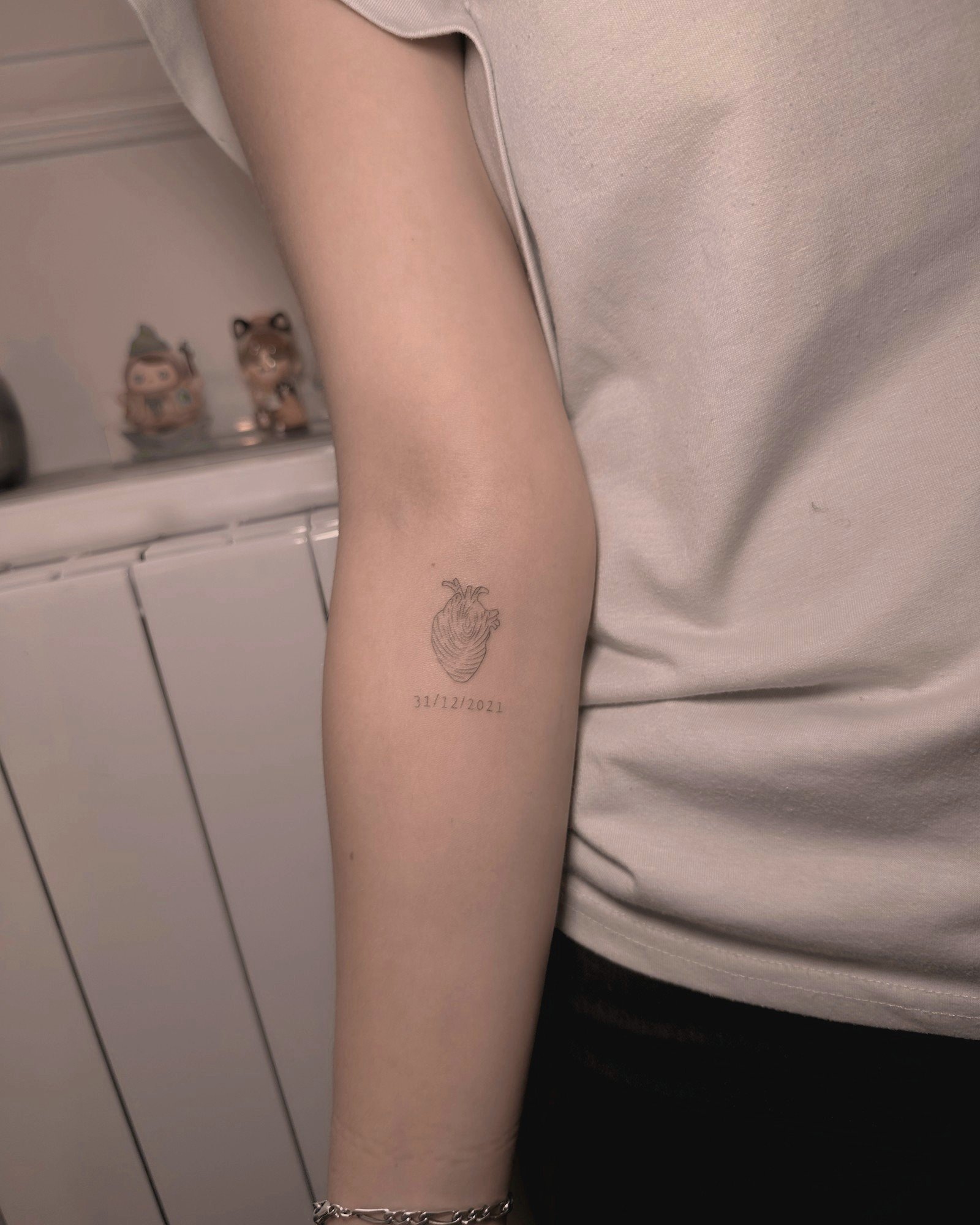 tatouage-fine-line-lyon-finime-59.jpg
