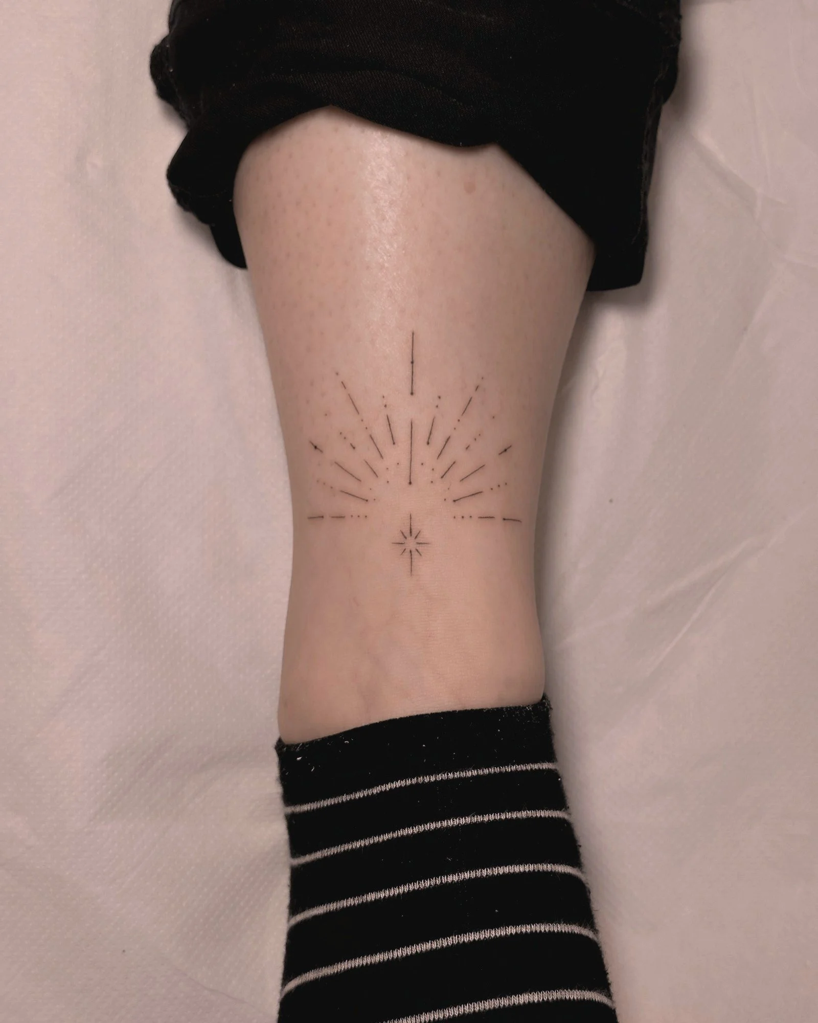 tatouage-fine-line-lyon-finime-61.jpg