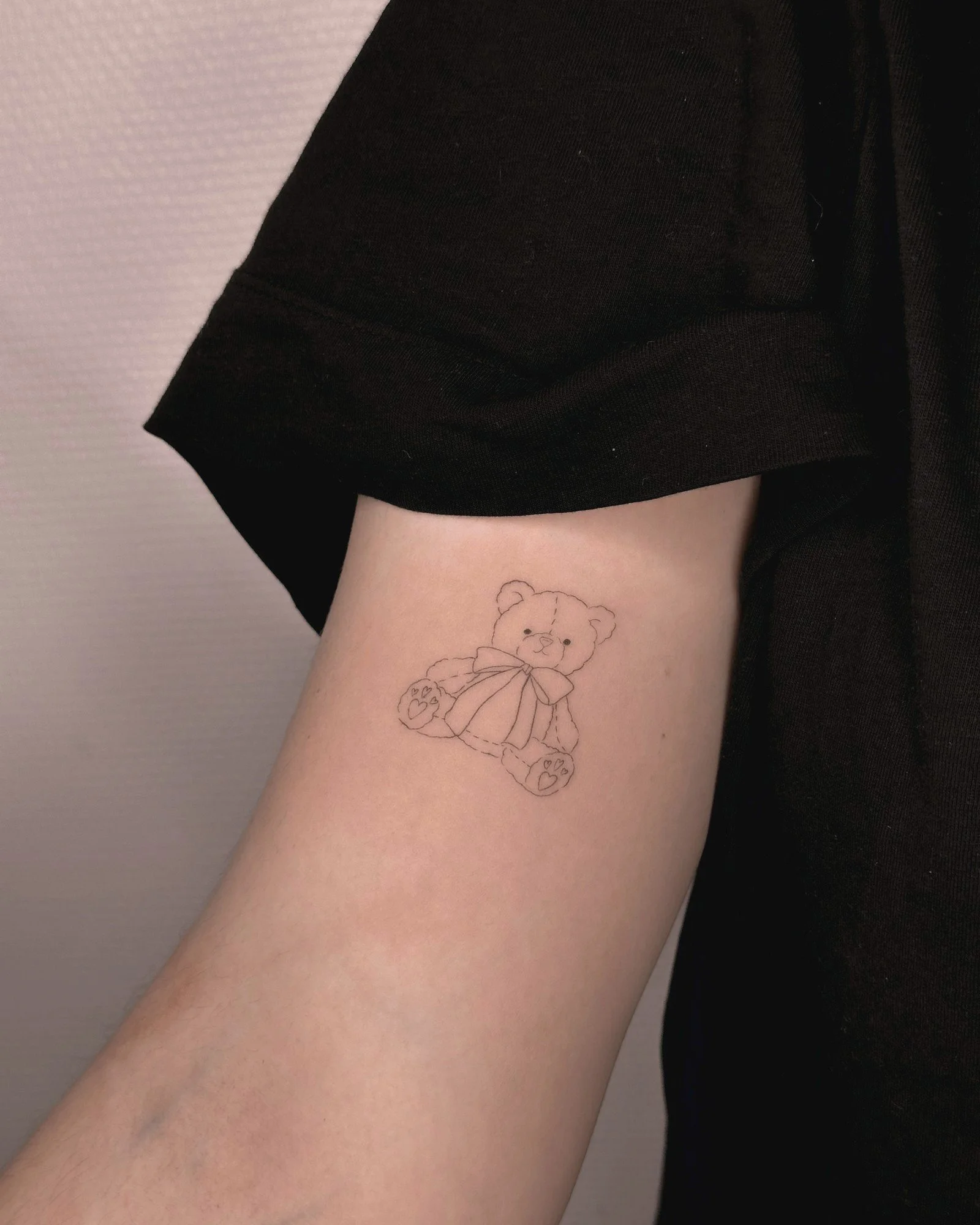 tatouage-fine-line-lyon-finime-40.jpg
