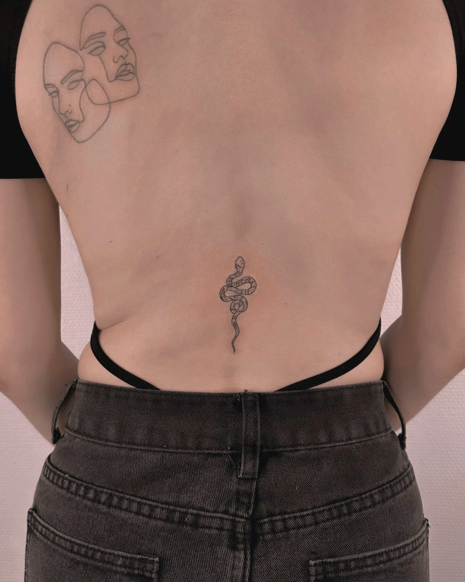 tatouage-fine-line-lyon-finime-25.jpg