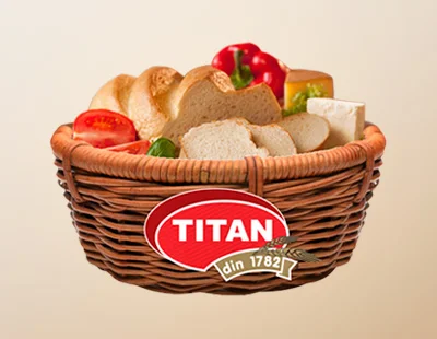 titan.jpg