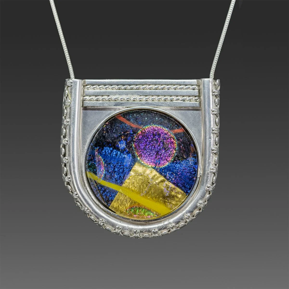 Filigree+pendant+1200+sRGB+(1).webp