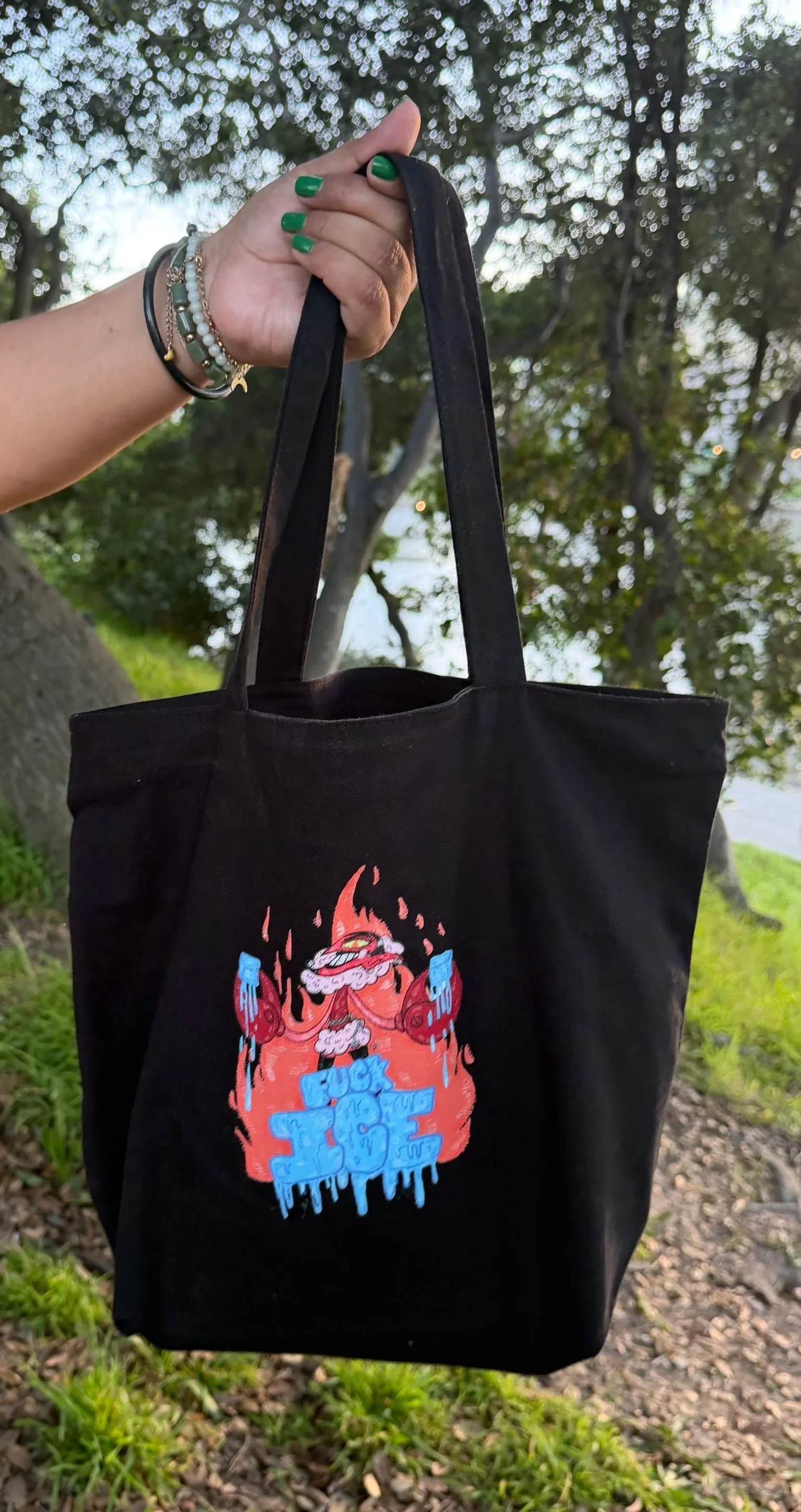 HIM+Tote+black.jpg